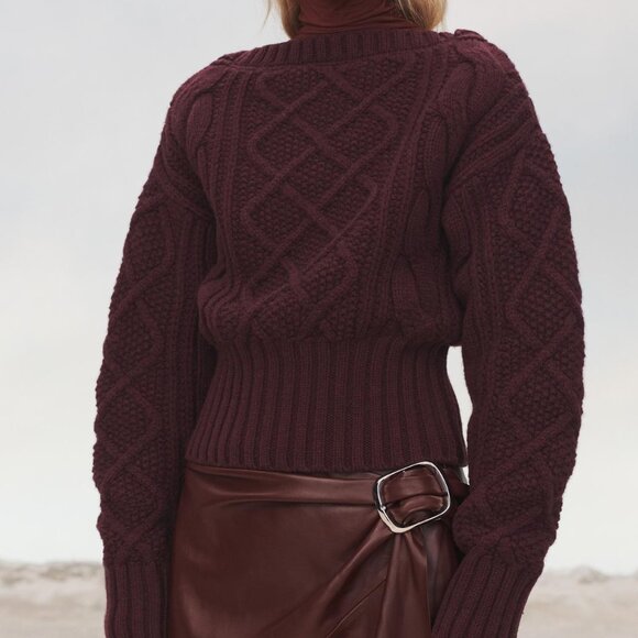 NWT ZARA 100% WOOL KNIT SWEATER S, L  2142 - Picture 1 of 8